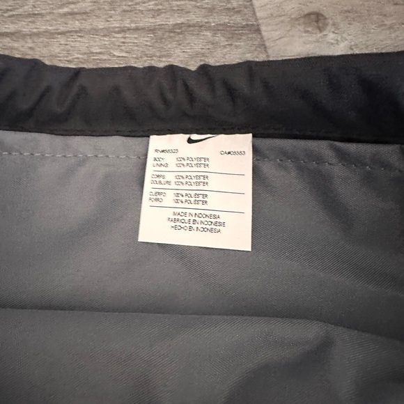 2 New Nike Bags! One backpack One Drawstring NWOT - Picture 6 of 7
